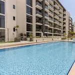 Chic 1Br Apartment In Azizi Riviera, Meydan