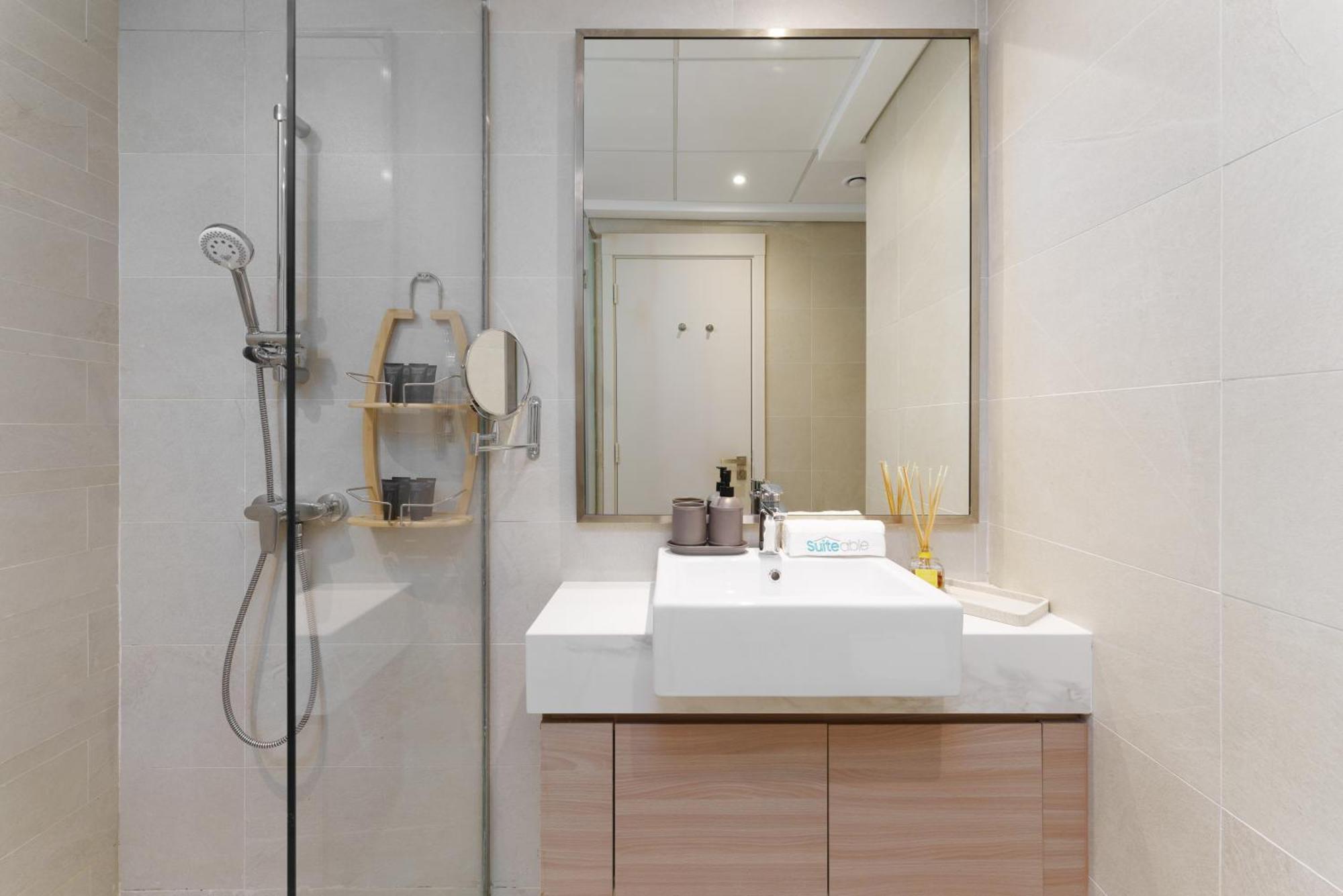 Chic 1br In Azizi Riviera, Meydan