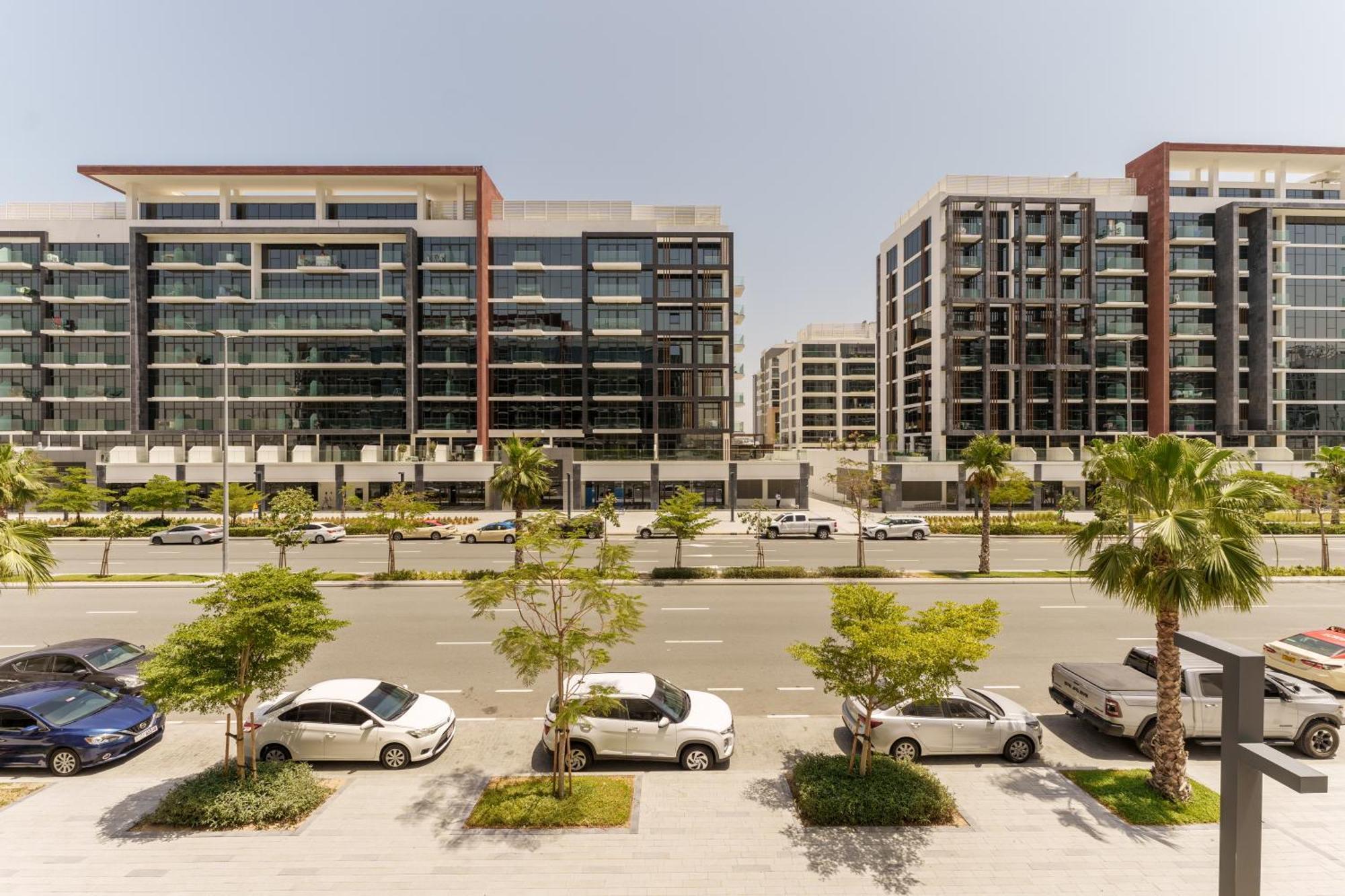 Chic 1br In Azizi Riviera, Meydan *