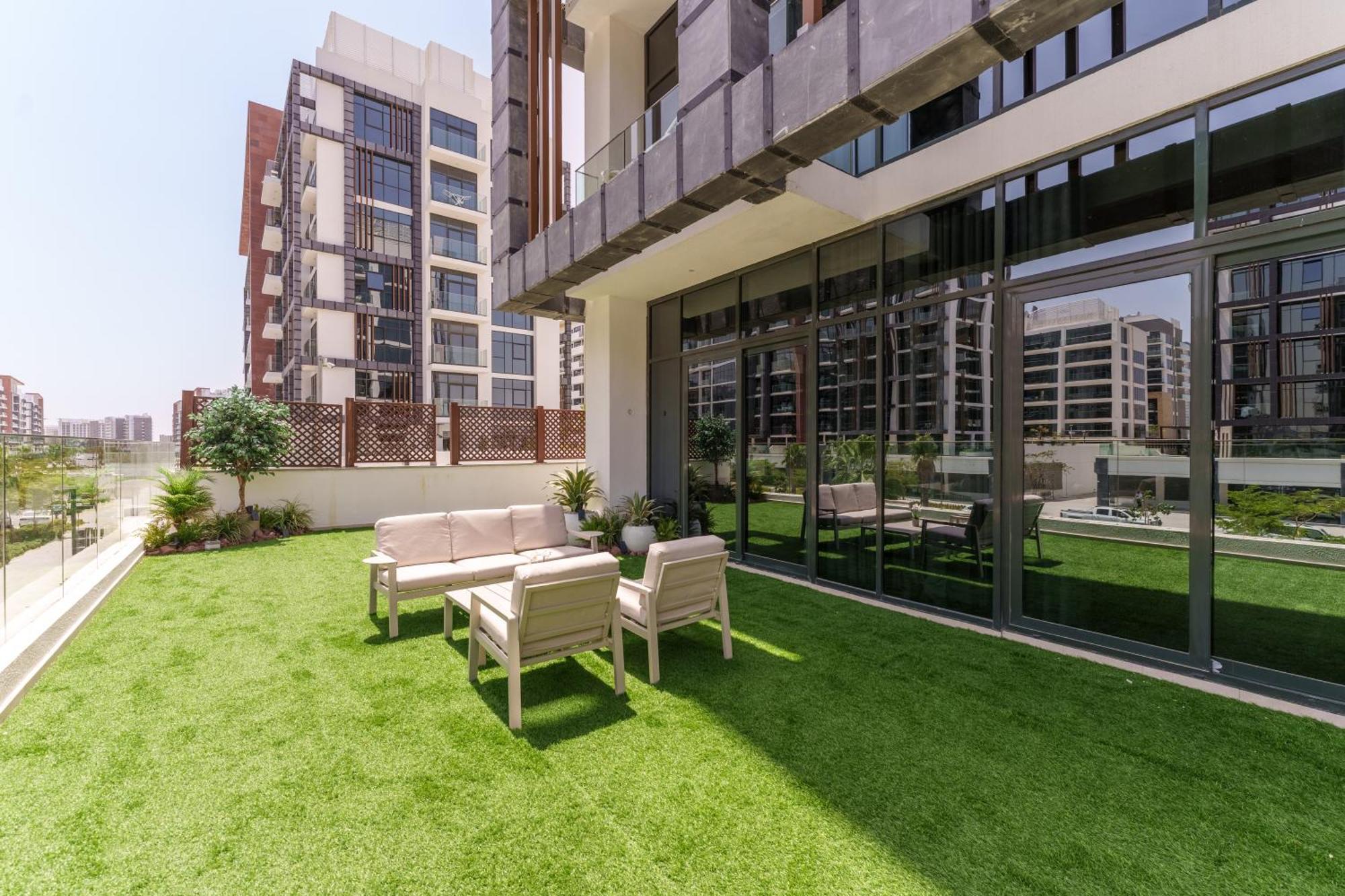 Chic 1br In Azizi Riviera, Meydan * Dubai